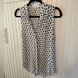 Bella Dahl White and Black Polka dot Small Sleeveless Blouse